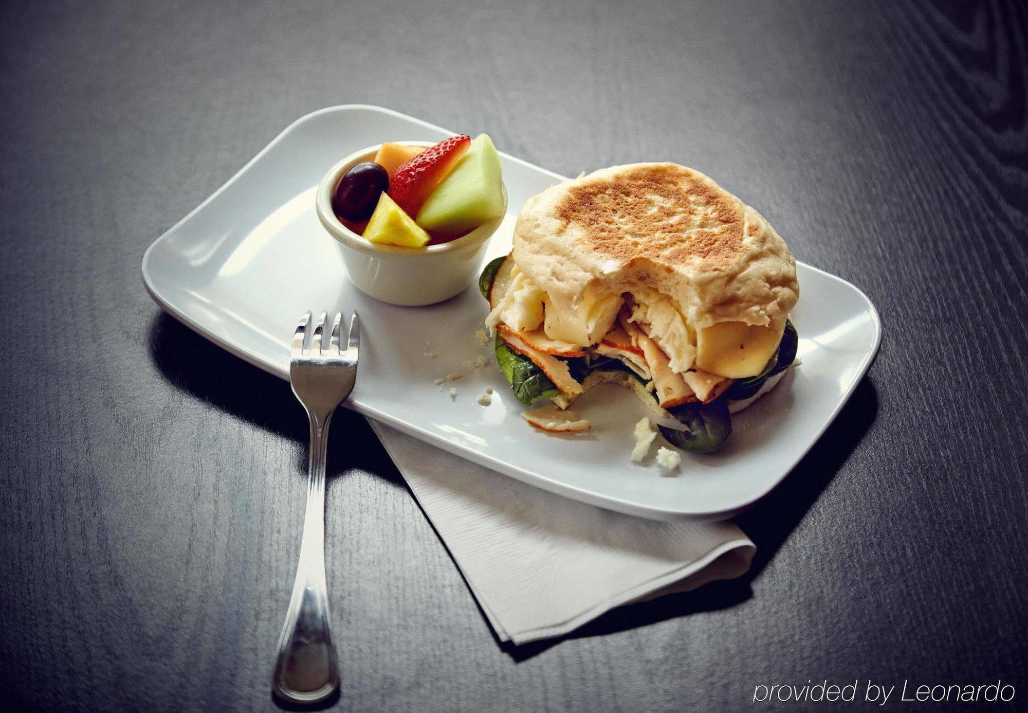 Hotel Courtyard By Marriott Toronto Brampton Esterno foto